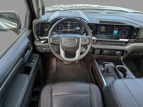 Used 2023 GMC Sierra 1500 SLT w/ SLT Premium Package AWD/4WD image 32