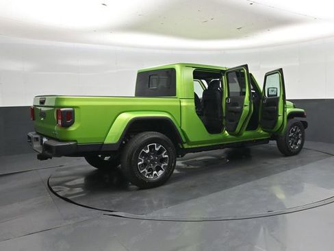 New 2026 Jeep Gladiator Sport AWD/4WD image 45