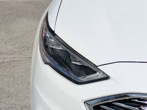 Certified 2018 Ford Fusion Energi SE image 9