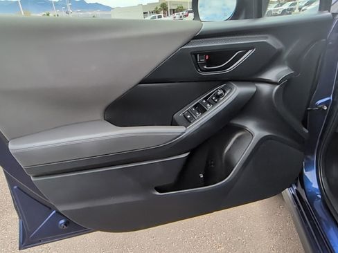 Used 2025 Subaru Crosstrek 2.0i Premium AWD/4WD image 12