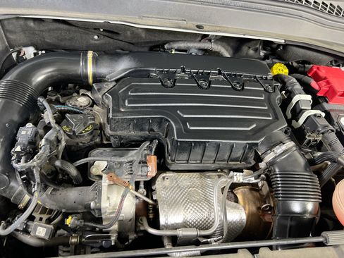 Used 2022 Jeep Renegade Altitude image 28