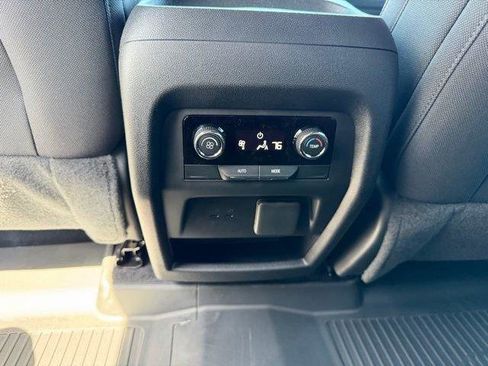 New 2026 Chevrolet Traverse LT w/ Driver Confidence Package image 12