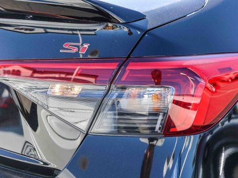 Certified 2023 Honda Civic Si image 12