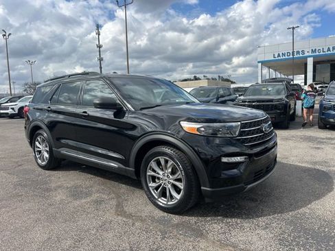Used 2022 Ford Explorer XLT w/ Equipment Group 202A image 1