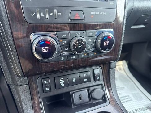 Used 2016 Chevrolet Traverse LT AWD/4WD image 22