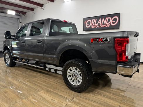 Used 2017 Ford F250 XL w/ STX Appearance Package AWD/4WD image 9