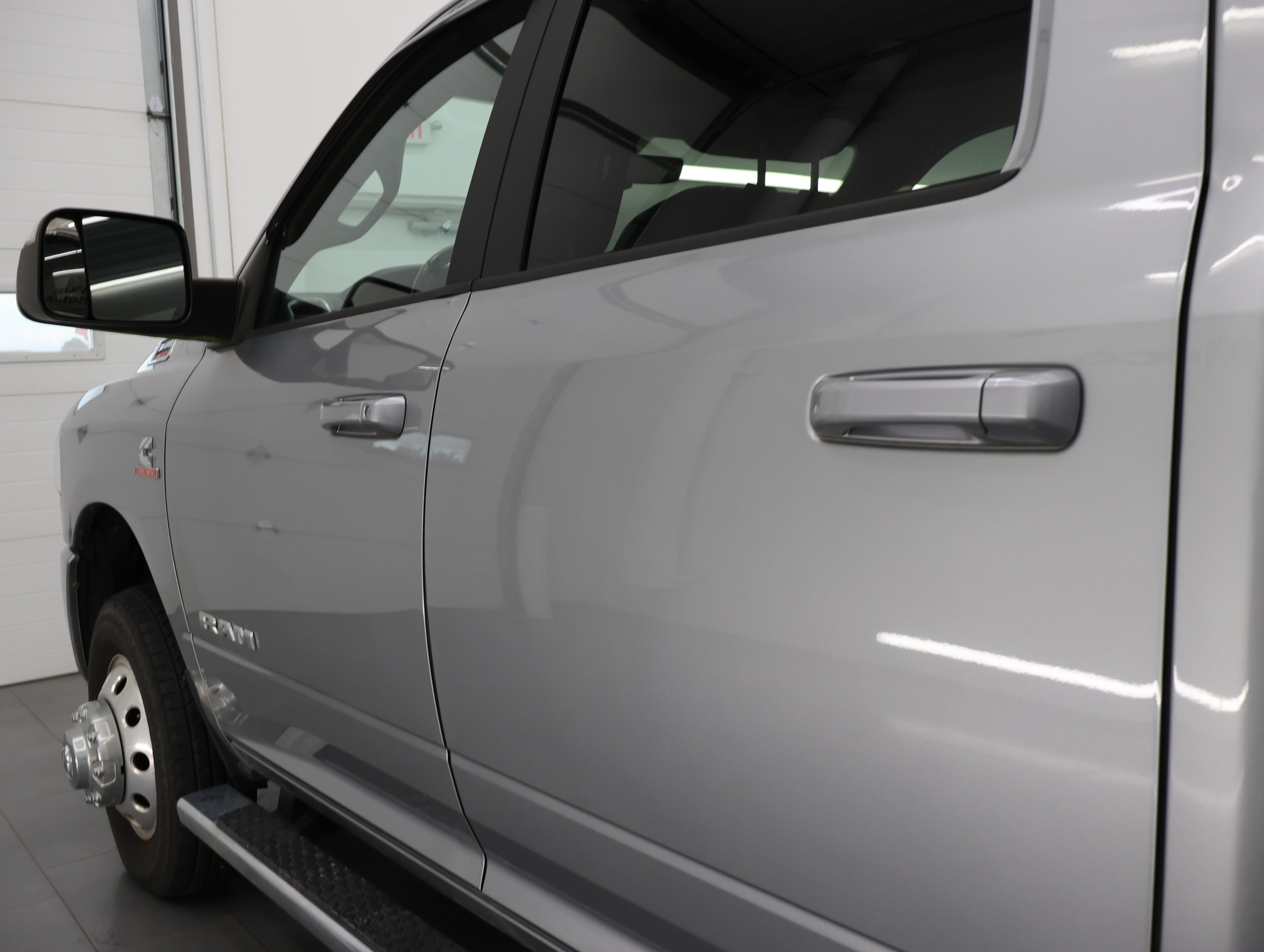 Used 2022 RAM 3500 Big Horn w/ Level A Equipment Group AWD/4WD image 33