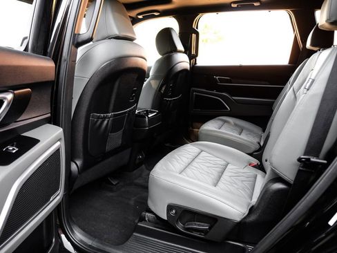 Used 2023 Kia Telluride EX X-Line image 43