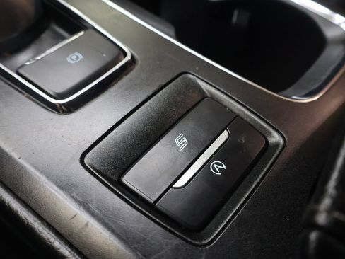 Used 2020 Ford Fusion SEL FWD image 31