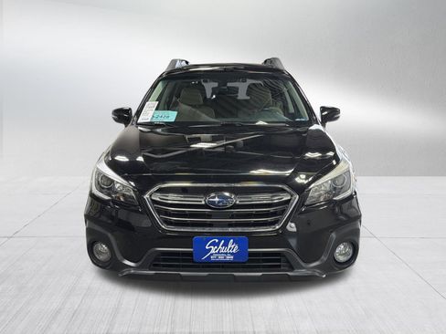 Used 2019 Subaru Outback 2.5i Premium w/ Popular Package #2 AWD/4WD image 3