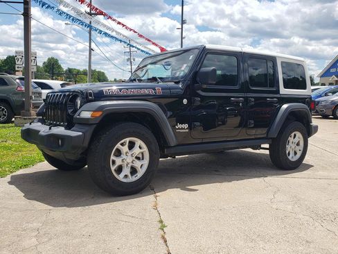 Used 2021 Jeep Wrangler Unlimited Sport AWD/4WD image 8