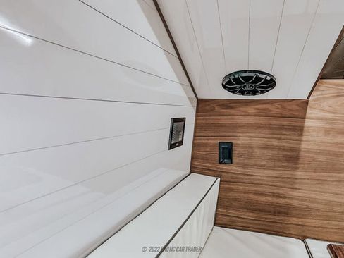 Used 2022 Ford F550 4x4 Crew Cab Super Duty w/ Power Equipment Group image 63