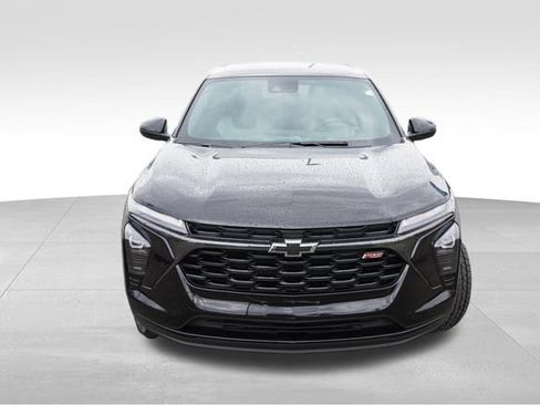Used 2024 Chevrolet Trax RS w/ Driver Confidence Package FWD image 12