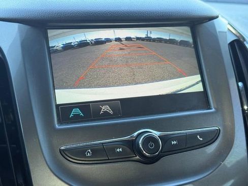 Certified 2017 Chevrolet Cruze LT w/ Convenience Package image 17