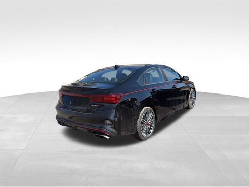 Used 2023 Kia Forte GT image 5