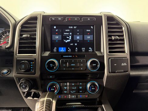 Used 2018 Ford F150 Raptor w/ Equipment Group 802A Luxury AWD/4WD image 26