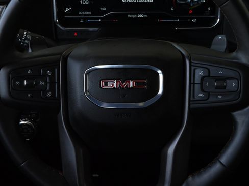 Used 2025 GMC Sierra 1500 AT4 w/ AT4 Premium Package AWD/4WD image 34