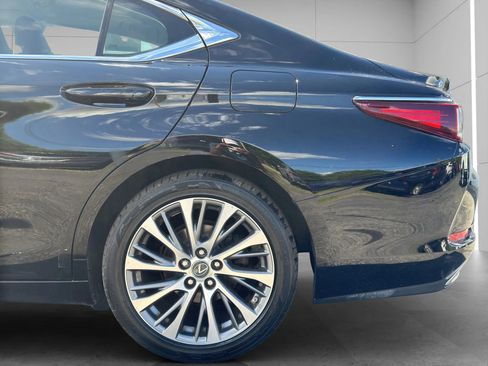 Used 2019 Lexus ES 350 w/ Premium Package FWD image 21