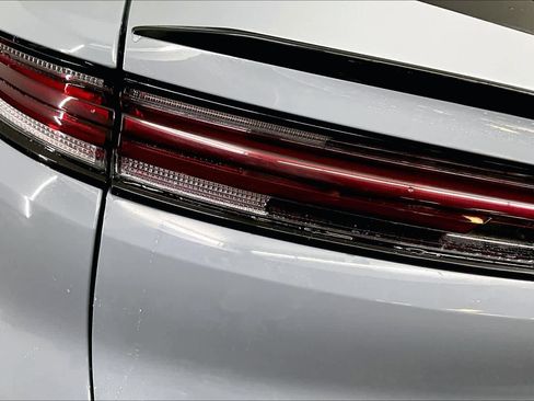 Used 2024 Porsche Cayenne image 26