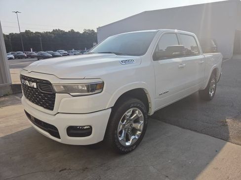 Used 2025 RAM 1500 Big Horn AWD/4WD image 2