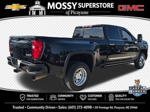 Used 2025 Chevrolet Silverado 3500 High Country w/ High Country Premium Package AWD/4WD image 6