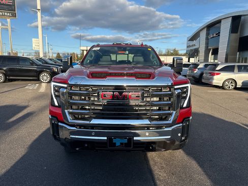 New 2026 GMC Sierra 2500 SLT w/ SLT Premium Package image 2