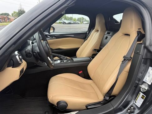 Used 2016 MAZDA MX-5 Miata Grand Touring RWD image 12