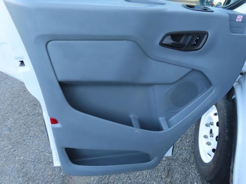 Used 2019 Ford Transit 150 148 Medium Roof RWD image 14