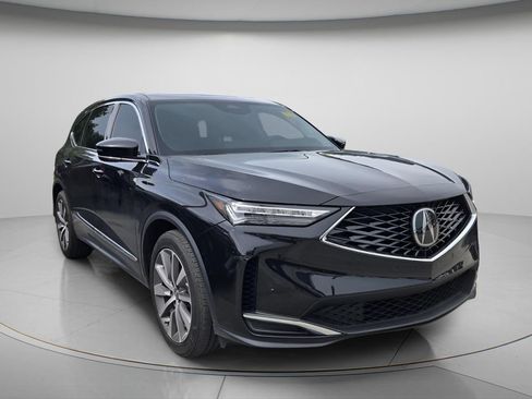 Used 2025 Acura MDX FWD w/ Technology Package image 4