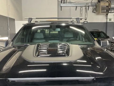 Used 2020 GMC Sierra 1500 AT4 w/ AT4 Premium Package image 13