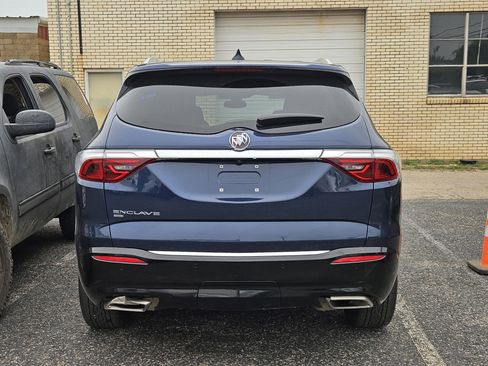 Used 2023 Buick Enclave Essence w/ Experience Buick Package AWD/4WD image 4