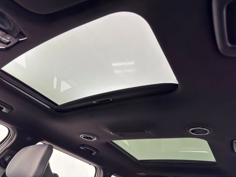 Used 2024 Kia EV9 GT-Line image 12