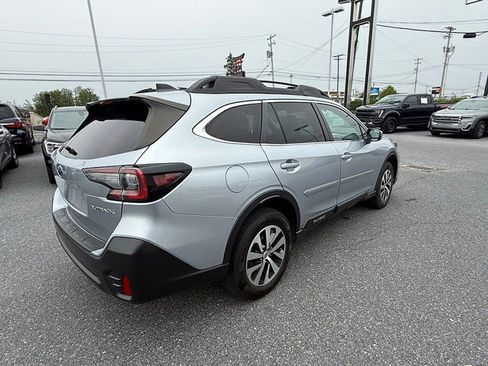Used 2021 Subaru Outback Premium AWD/4WD image 3