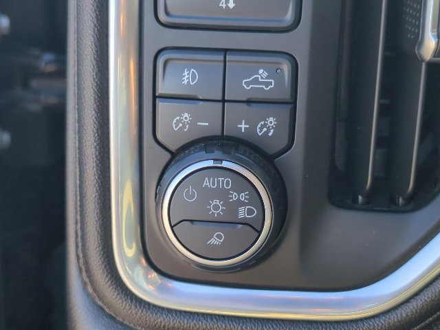 Used 2021 Chevrolet Silverado 2500 LT w/ All Star Edition AWD/4WD image 42