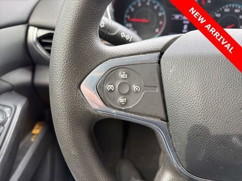 Used 2021 Chevrolet Traverse LS image 12