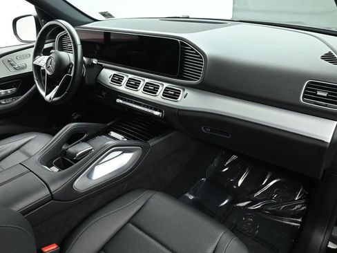 Used 2024 Mercedes-Benz GLE 450e 4MATIC image 24