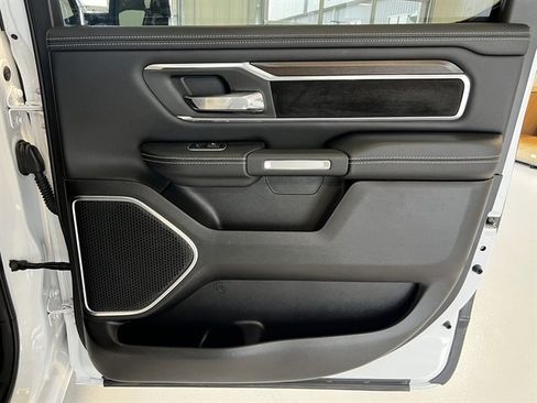 Used 2022 RAM 1500 Laramie w/ Off Road Group image 19