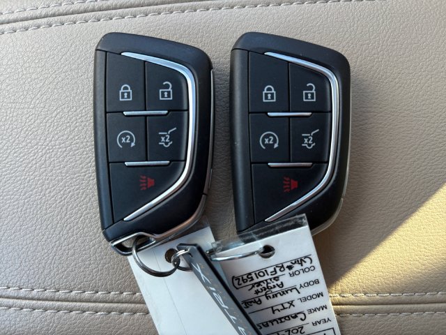 Used 2024 Cadillac XT4 Luxury w/ Cold Weather Package AWD/4WD image 21