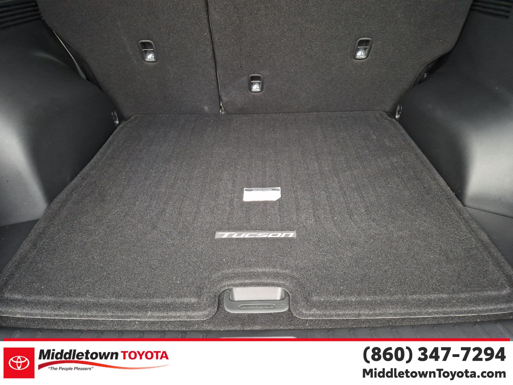 Used 2023 Hyundai Tucson Limited w/ Cargo Package AWD/4WD image 33