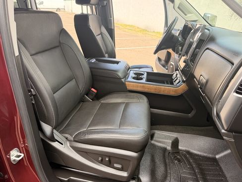 Used 2017 Chevrolet Silverado 2500 LTZ w/ Duramax Plus Package AWD/4WD image 19