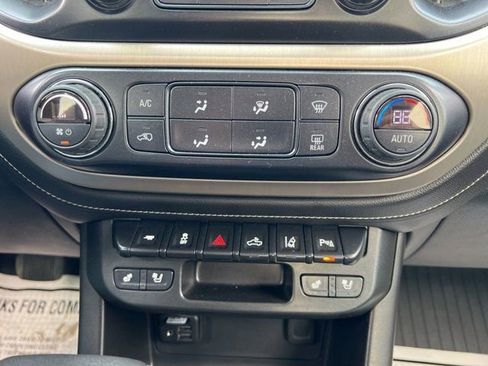 Used 2020 GMC Canyon Denali image 21