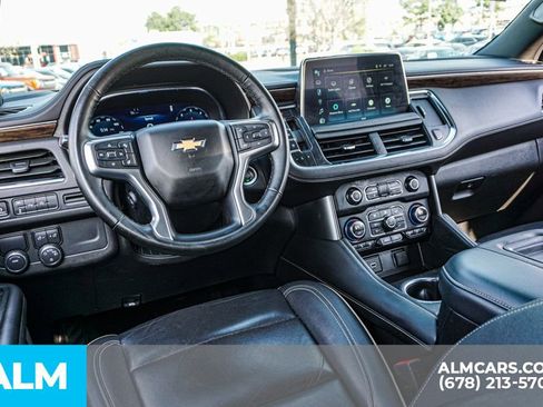 Used 2024 Chevrolet Suburban Premier RWD image 29