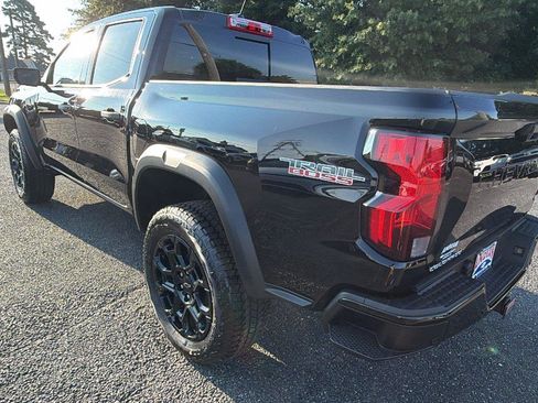 New 2026 Chevrolet Colorado Trail Boss AWD/4WD image 9