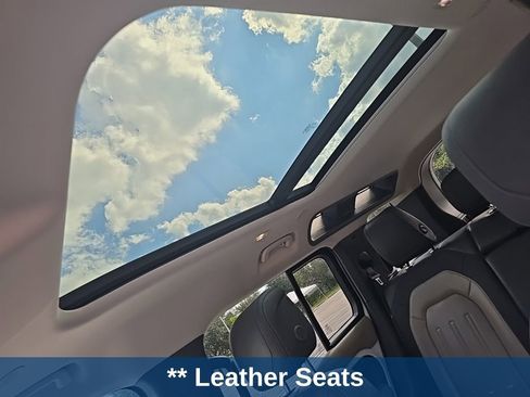 Used 2021 Land Rover Defender 110 X-Dynamic HSE image 19