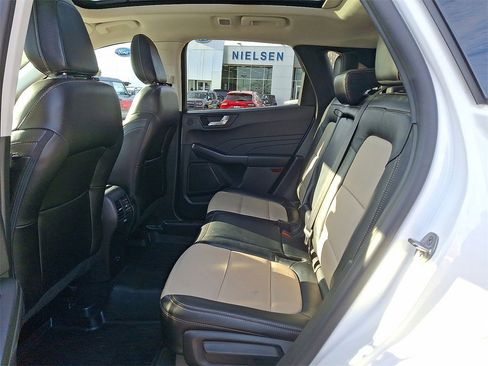 Certified 2022 Ford Escape Titanium w/ Titanium Elite Package image 20