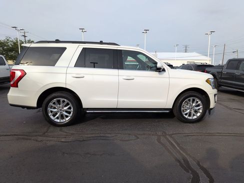Used 2020 Ford Expedition XLT w/ Equipment Group 202A AWD/4WD image 6