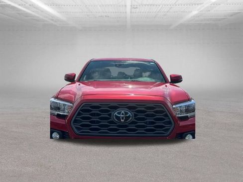 Used 2021 Toyota Tacoma TRD Off-Road w/ Technology Package AWD/4WD image 42