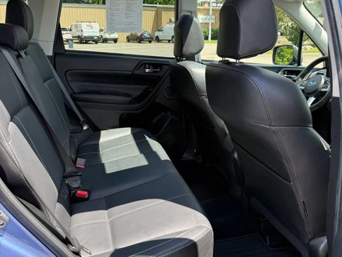 Used 2018 Subaru Forester 2.5i Touring w/ Popular Package #2 AWD/4WD image 20