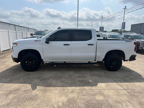 Used 2024 Chevrolet Silverado 1500 LT Trail Boss w/ Protection Package AWD/4WD image 6