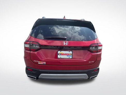 Certified 2023 Honda Pilot Elite image 4
